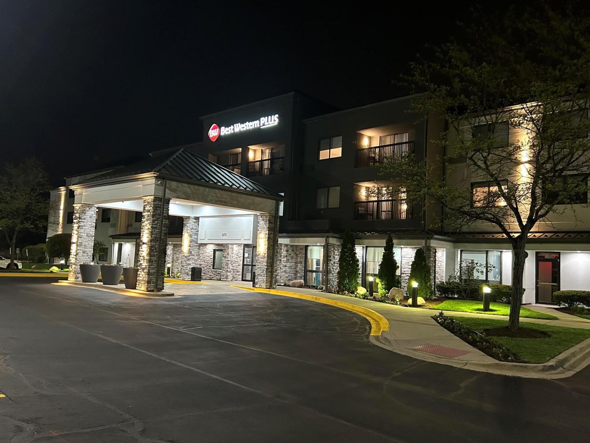 Best Western Plus Elgin - Chicago West Dundee Eksteriør billede