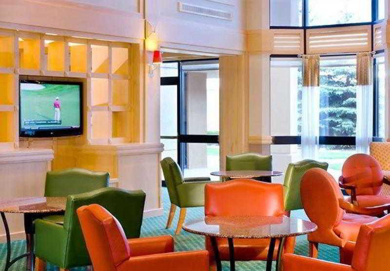 Best Western Plus Elgin - Chicago West Dundee Restaurant billede